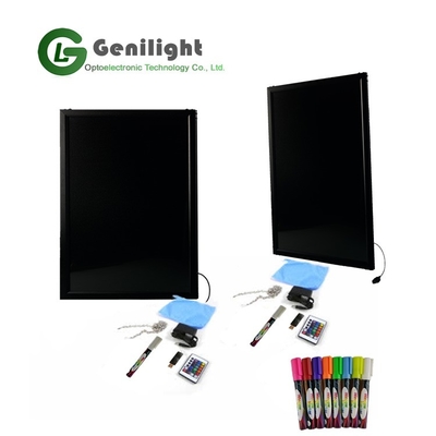 Tavola di scrittura a segno variabile con striscia LED SMD5050 RGB personalizzabile e uscita DC12V