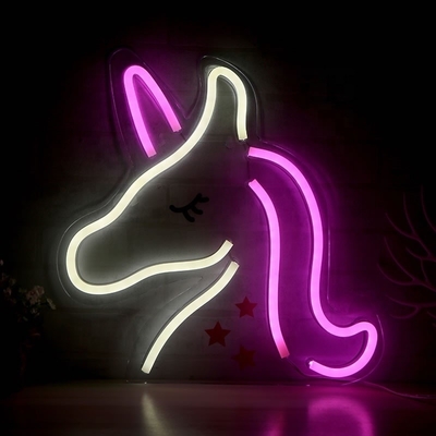Segno di neon rosa e bianco per la camera da letto Perfetto