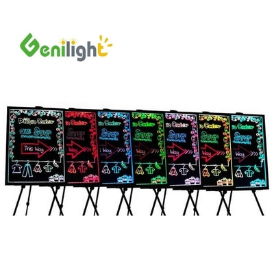 OEM Flashing Stand Billboard Glowing Drawing Tavola di scrittura a LED a colori piene Tavola dei messaggi