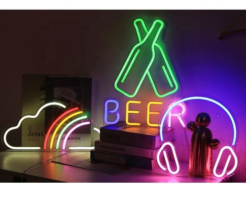 Progetta il tuo cartello a neon a LED con testo personalizzato Voltaggio 5V Durata di vita 50000 ore
