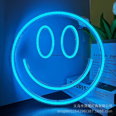 5V Voltage LED Smiley Face Sign Decorazione murale personalizzata per ragazze Preppy Decorazione della stanza