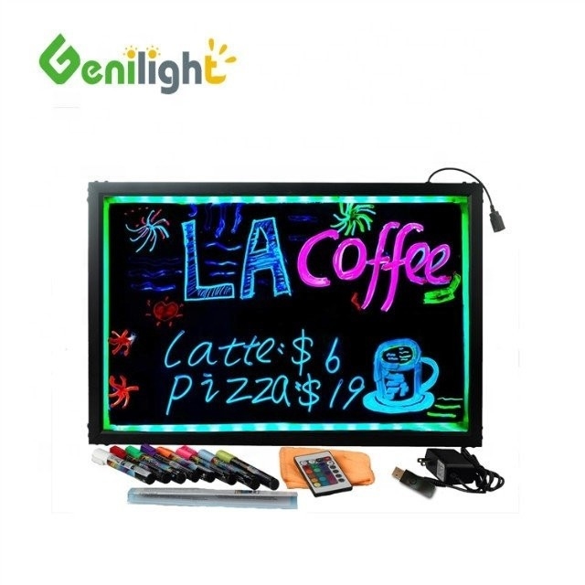 Tavola da scrivere riscrivibile a LED lampeggiante con supporto a treppiede di cotone di controllo, forma rettangolare e grande capacità anti-vento